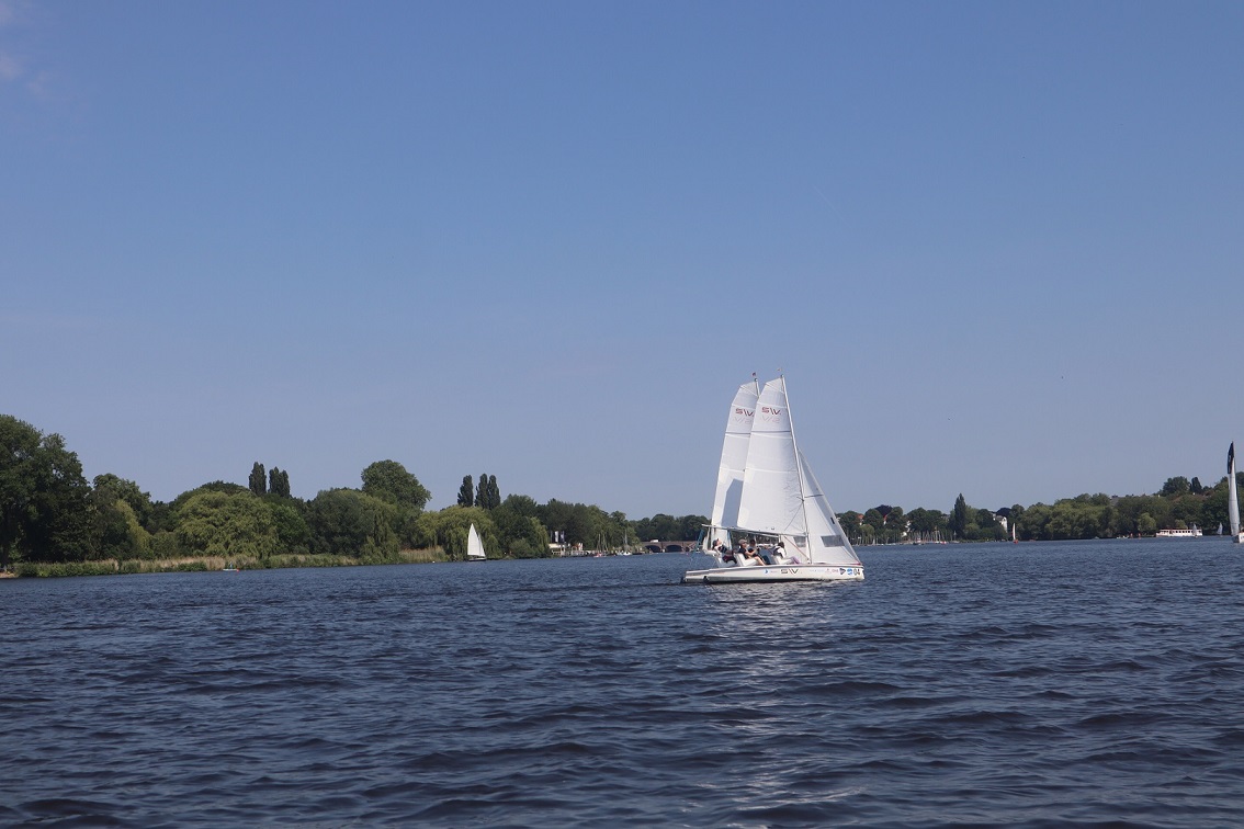 Nadine Löschke und Maria Marquardt erreichen den 3. Platz beim HelgaCup auf der S/V14